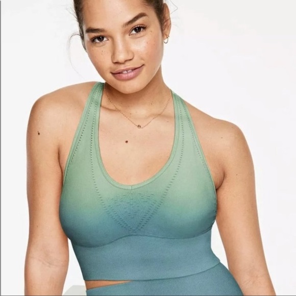 PINK Sport Blue Ombré Seamless Sports Bra Racer back Cutout Design Size Medium - Picture 1 of 10